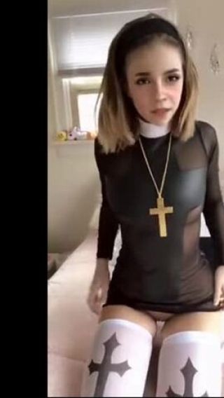 TubeStack Horny Emma Watson Porn Deepfake (Sister Emma Shows off her Tits on Halloween) Gay Dudes