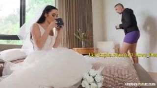 Monster Cock Gal Gadot Porn (Runaway Bride Trailer) ZBPorn