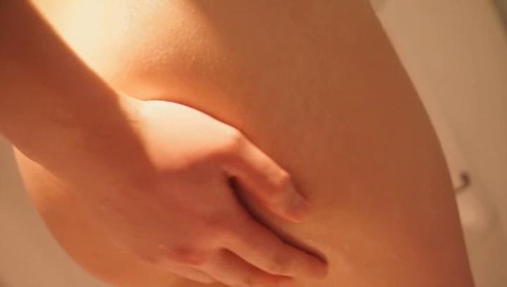 Corrida Awesome Pretty teen Haruki Karen stuns with a hot shower masturbation Alexis Texas