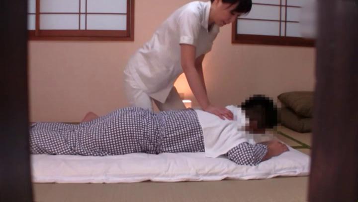 Dominicana Awesome Massage turns into a blowjob for cash HomeVoyeurVideo