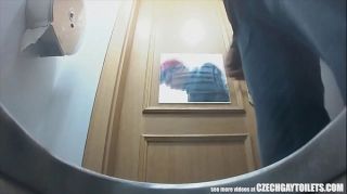 DancingBear Czech Guys Spied with Hidden Cammera in Toilet Plumper